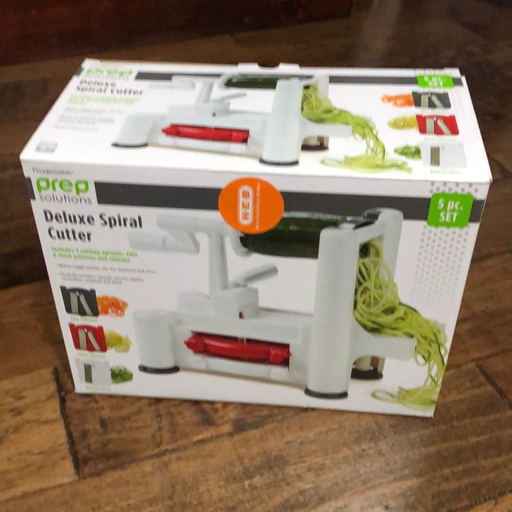 Deluxe Spiral Cutter